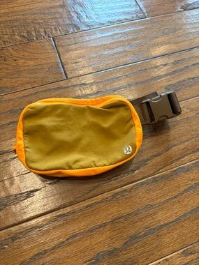 Lululemon Olive & Orange Belt Bag
